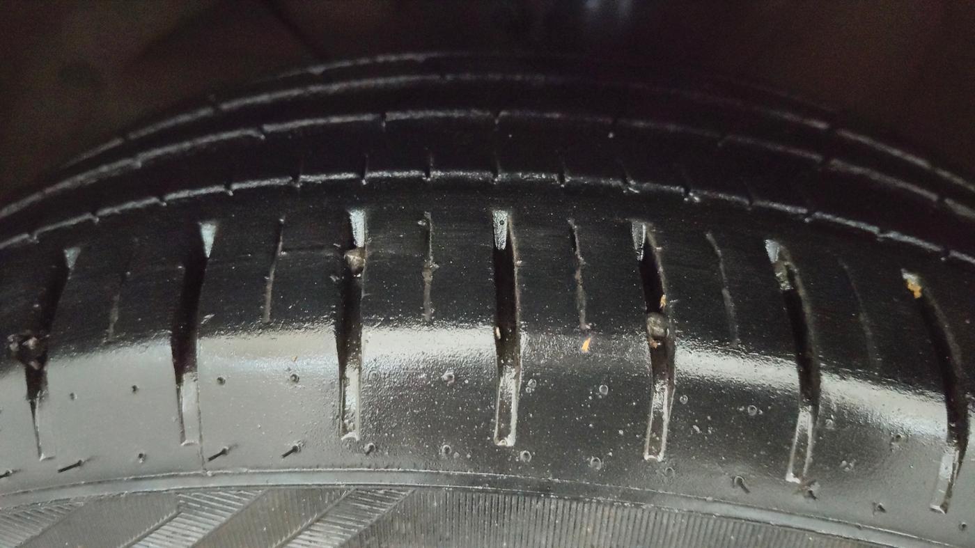 2017 Maruti Baleno ZETA PETROL 1.2, Petrol, Manual, 38,462 km, Left Front Tyre Tread