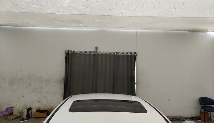 2025 Hyundai Verna SX(O) 1.5 MPI IVT , Petrol, Automatic, 1,398 km, Moonroof/ Sunroof