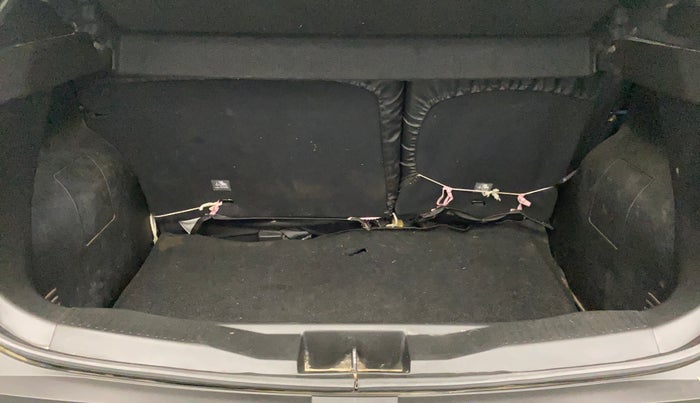 2021 Renault Kiger RXT AMT, Petrol, Automatic, 34,585 km, Boot Inside