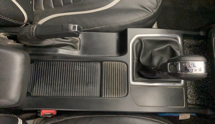 2021 Renault Kiger RXT AMT, Petrol, Automatic, 34,585 km, Gear Lever