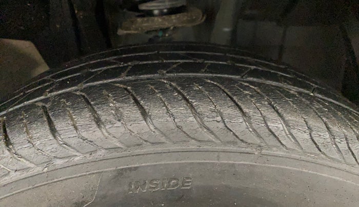 2021 Renault Kiger RXT AMT, Petrol, Automatic, 34,585 km, Right Front Tyre Tread