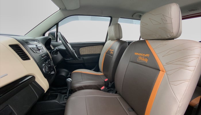 2018 Maruti Wagon R 1.0 VXI AMT, Petrol, Automatic, 39,860 km, Right Side Front Door Cabin