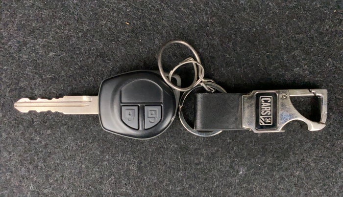 2018 Maruti Wagon R 1.0 VXI AMT, Petrol, Automatic, 39,860 km, Key Close Up