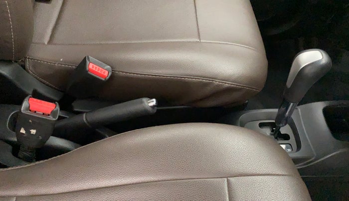 2018 Maruti Wagon R 1.0 VXI AMT, Petrol, Automatic, 39,860 km, Gear Lever