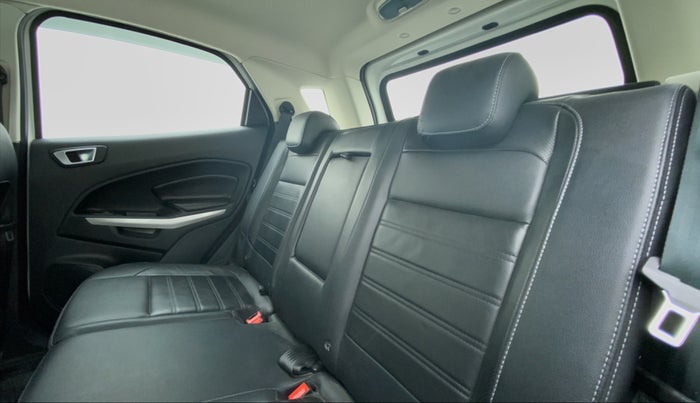 2018 Ford Ecosport 1.5 TITANIUM PLUS TI VCT AT, CNG, Automatic, 18,851 km, Right Side Rear Door Cabin