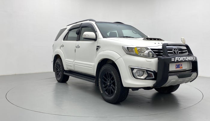 2012 Toyota Fortuner 3.0 MT 4X4, Diesel, Manual, 1,85,354 km, Right Front Diagonal