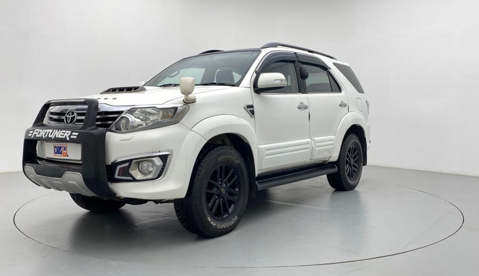 2012 Toyota Fortuner 3.0 MT 4X4, Diesel, Manual, 1,85,354 km, Left Front Diagonal