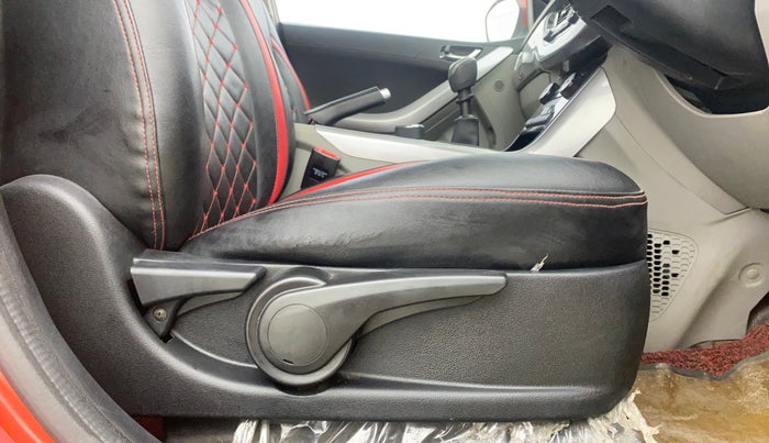2018 Tata NEXON XZ PLUS DIESEL, Diesel, Manual, 55,424 km, Driver Side Adjustment Panel