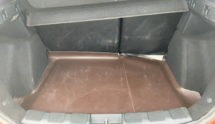 2018 Tata NEXON XZ PLUS DIESEL, Diesel, Manual, 55,424 km, Boot Inside