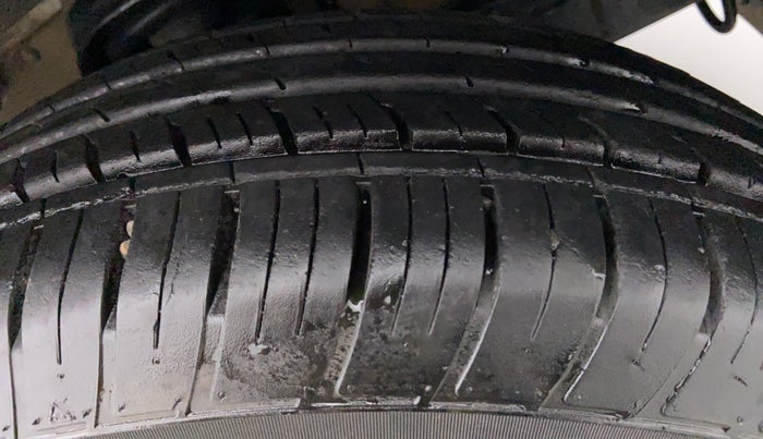 2021 Mahindra Scorpio S11, Diesel, Manual, 9,981 km, Left Front Tyre Tread