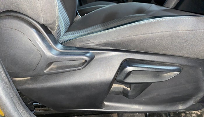 2022 Tata TIAGO NRG XZ MT, Petrol, Manual, 28,771 km, Driver Side Adjustment Panel