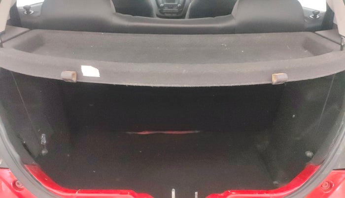 2018 Tata Tiago XT DIESEL, Diesel, Manual, 91,607 km, Boot Inside