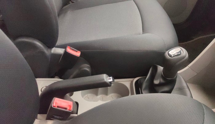 2018 Tata Tiago XT DIESEL, Diesel, Manual, 91,607 km, Gear Lever