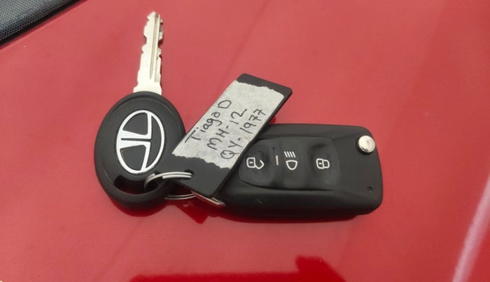 2018 Tata Tiago XT DIESEL, Diesel, Manual, 91,607 km, Key Close Up