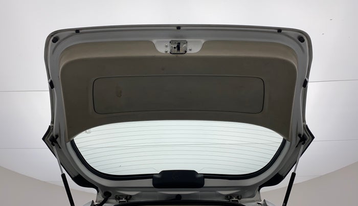 2014 Toyota Innova 2.5 GX 7 STR LIMITED EDITION, Diesel, Manual, 85,512 km, Boot Door Open