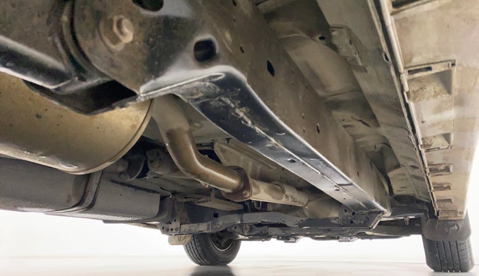 2014 Toyota Innova 2.5 GX 7 STR LIMITED EDITION, Diesel, Manual, 85,512 km, Right Side Underbody