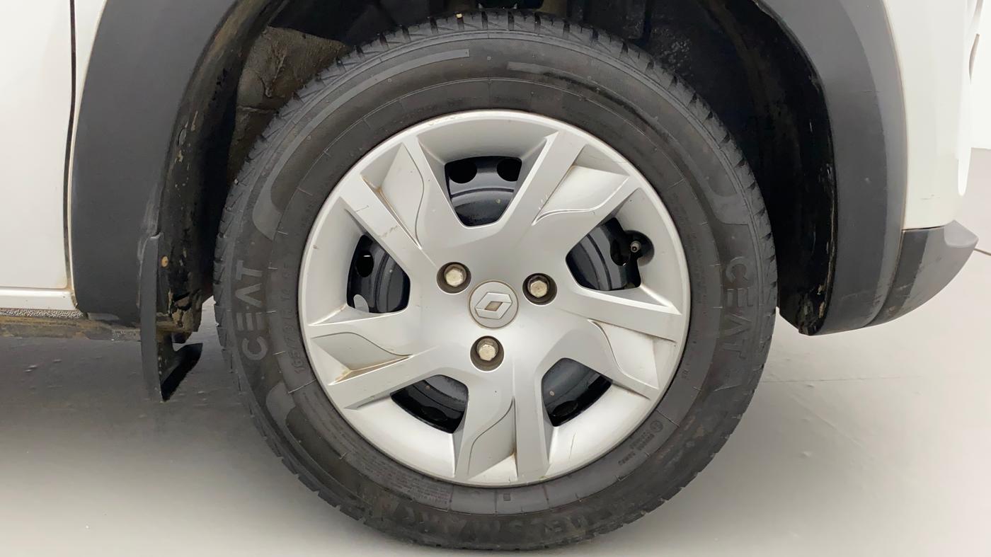 2021 Renault Kwid RXT 1.0 (O), Petrol, Manual, 39,590 km, Right Front Wheel