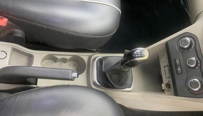 2017 Tata Tiago XM PETROL, Petrol, Manual, 77,938 km, Gear Lever