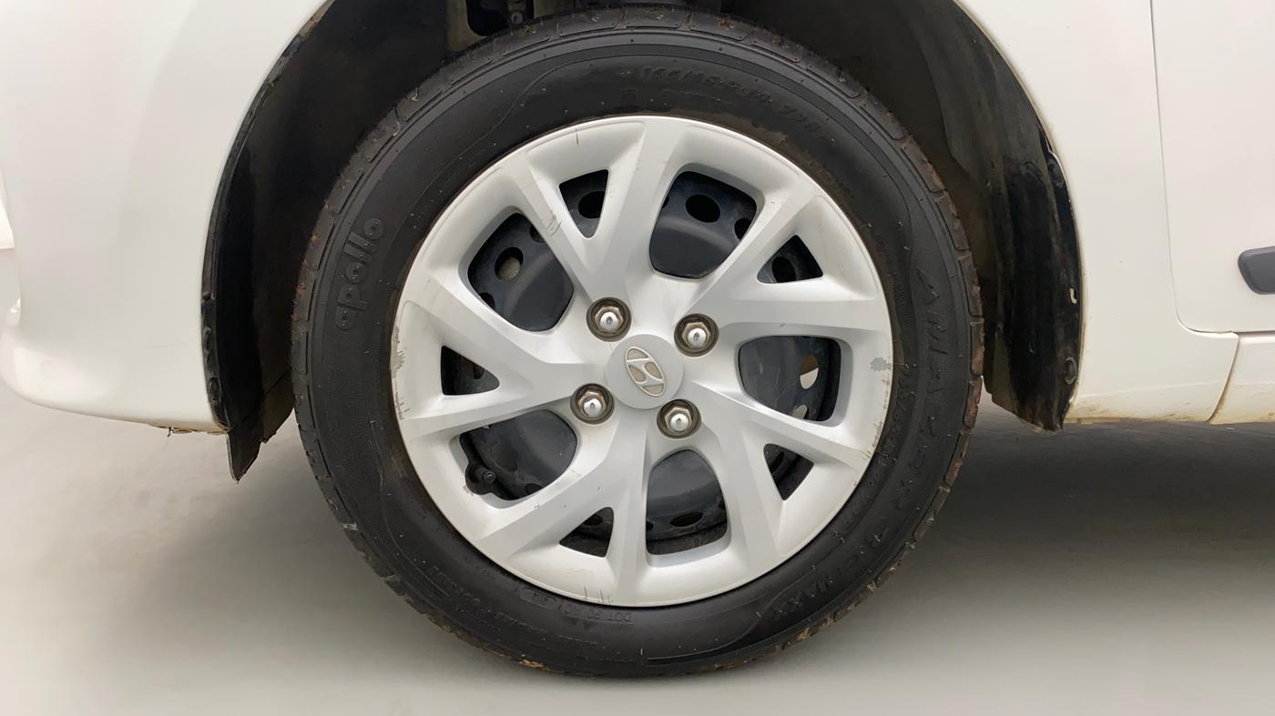 2020 Hyundai Grand i10 MAGNA 1.2 KAPPA VTVT, Petrol, Manual, 31,057 km, Left Front Wheel