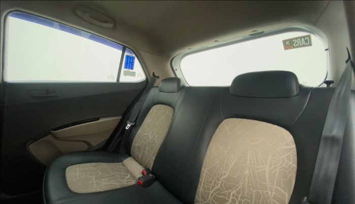 2020 Hyundai Grand i10 MAGNA 1.2 KAPPA VTVT, Petrol, Manual, 31,057 km, Right Side Rear Door Cabin