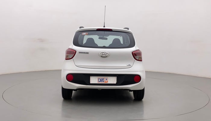 2020 Hyundai Grand i10 MAGNA 1.2 KAPPA VTVT, Petrol, Manual, 31,057 km, Back/Rear