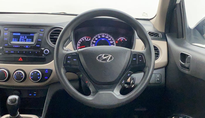 2020 Hyundai Grand i10 MAGNA 1.2 KAPPA VTVT, Petrol, Manual, 31,057 km, Steering Wheel Close Up