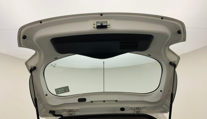 2020 Hyundai Grand i10 MAGNA 1.2 KAPPA VTVT, Petrol, Manual, 31,057 km, Boot Door Open