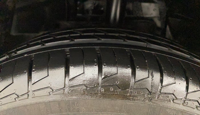 2019 Tata NEXON XM DIESEL, Diesel, Manual, 97,462 km, Left Front Tyre Tread