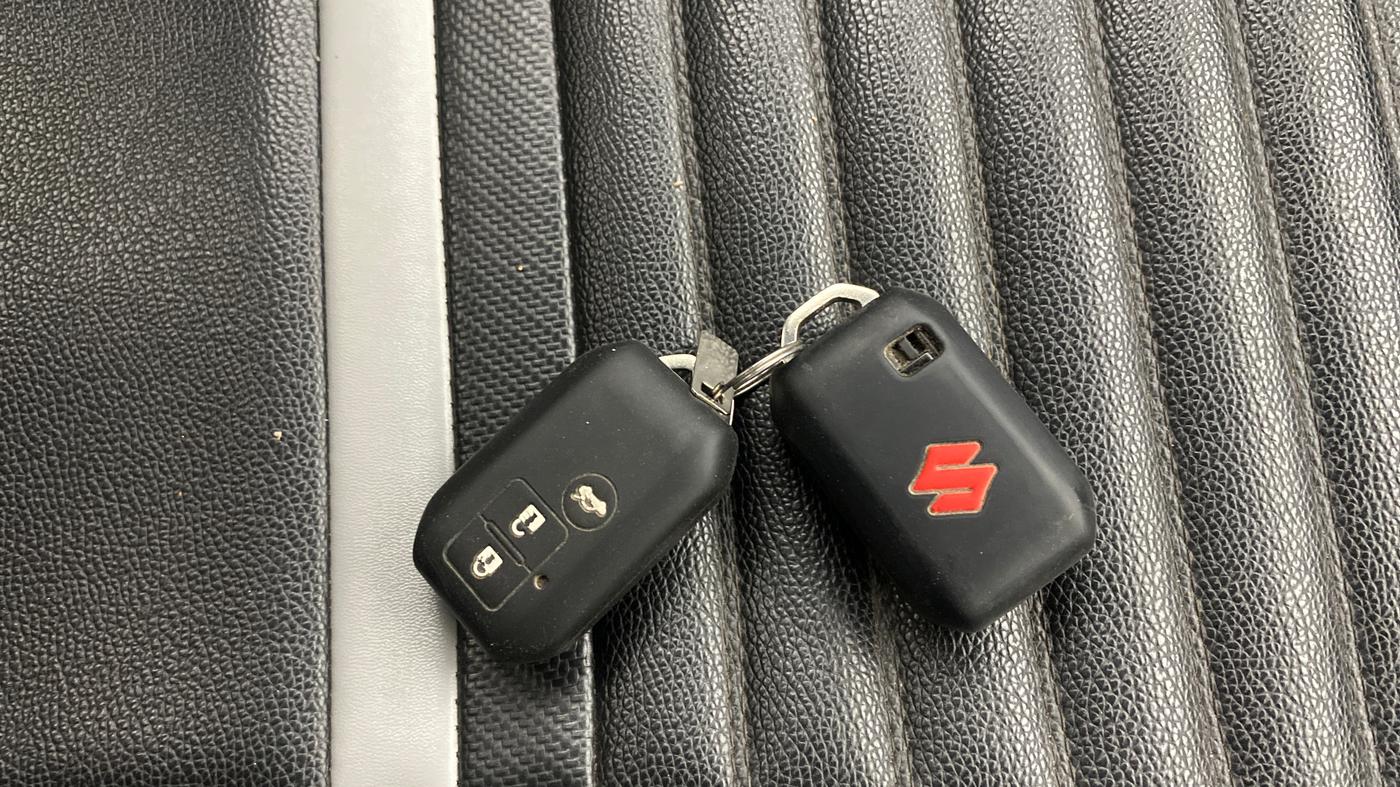 2021 Maruti Baleno ZETA PETROL 1.2, Petrol, Manual, 48,696 km, Key Close Up