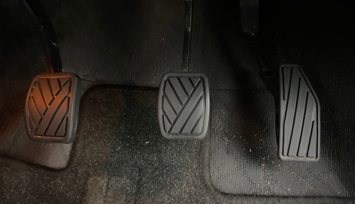 2021 Maruti Baleno ZETA PETROL 1.2, Petrol, Manual, 48,696 km, Pedals