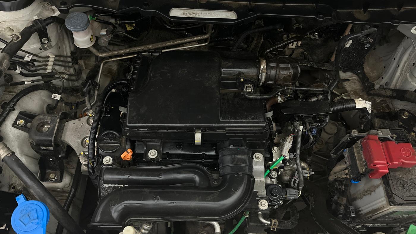 2025 Maruti BREZZA ZXI SMART HYBRID , Petrol, Manual, 34,795 km, Engine View