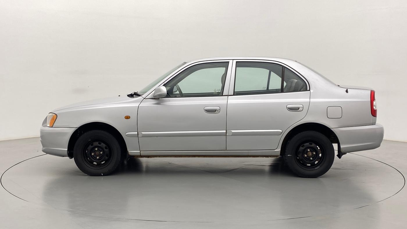 2010 Hyundai Accent EXECUTIVE GLE, Petrol, Manual, 33,370 km, Left Side
