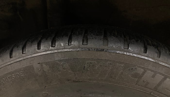 2016 Honda City 1.5L I-VTEC VX (O) MT, Petrol, Manual, 75,965 km, Right Rear Tyre Tread