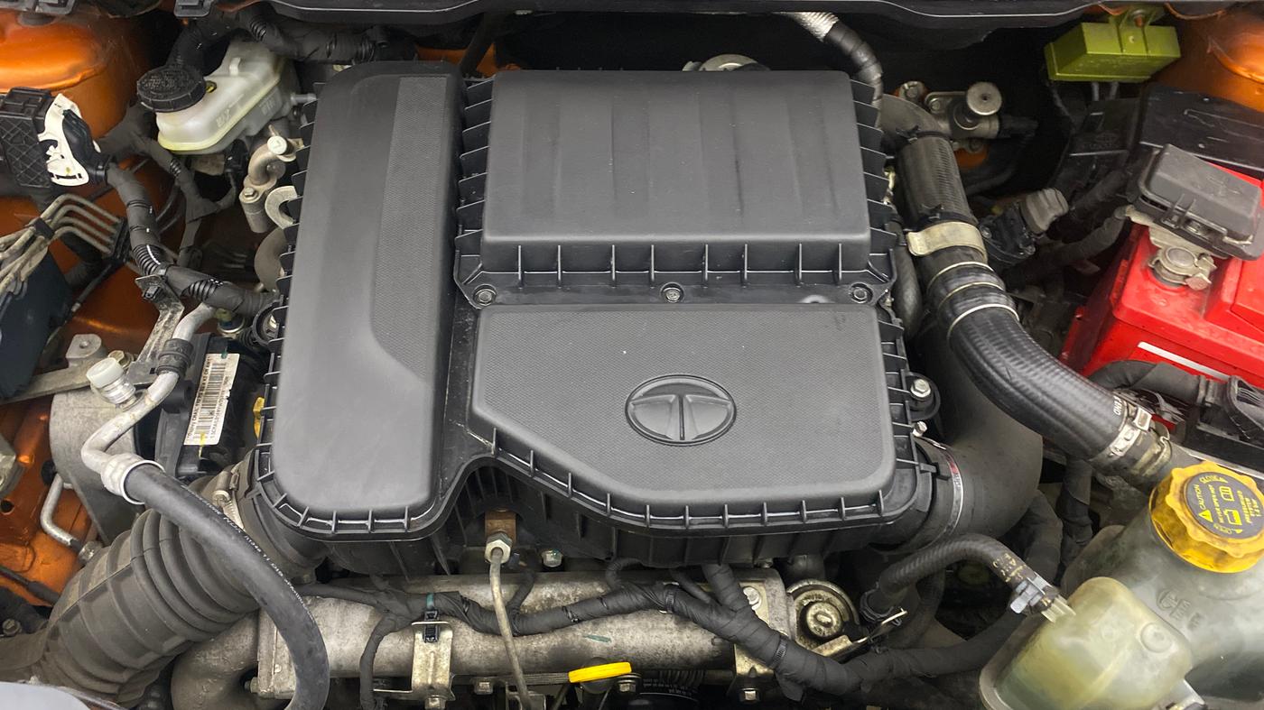 2018 Tata NEXON XZA PLUS DIESEL, Diesel, Automatic, 50,522 km, Engine View