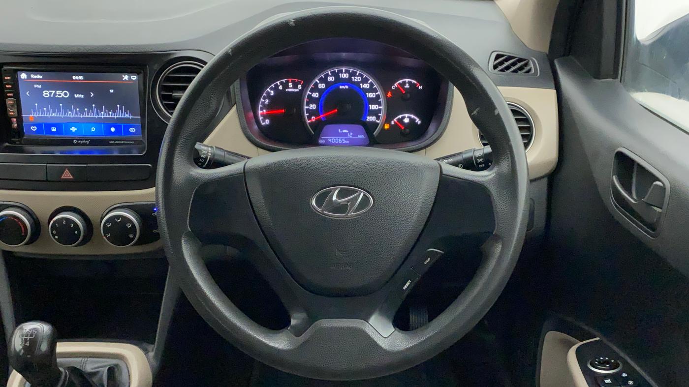 2017 Hyundai Grand i10 MAGNA U2 1.2 CRDI, Diesel, Manual, 40,065 km, Steering Wheel Close Up