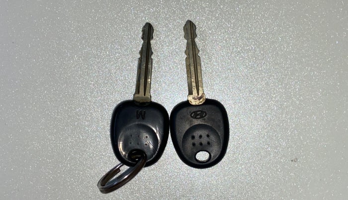 2012 Hyundai Eon MAGNA +, Petrol, Manual, 56,557 km, Key Close Up