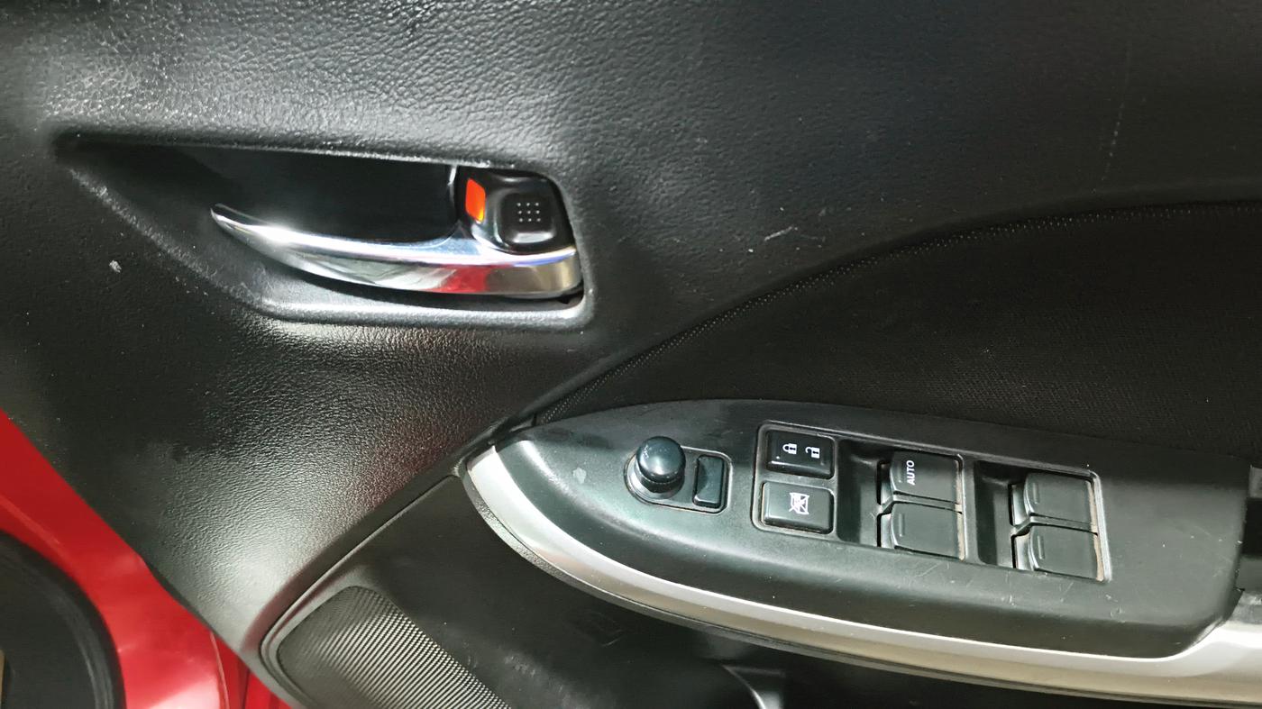 2017 Maruti Baleno ALPHA PETROL 1.2, Petrol, Manual, 1,19,624 km, Driver Side Door Panels Control