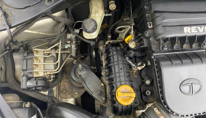 2017 Tata Tiago XZA PETROL, Petrol, Automatic, 31,959 km, Engine View - Right