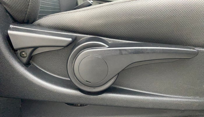 2017 Tata Tiago XZA PETROL, Petrol, Automatic, 31,959 km, Driver Side Adjustment Panel