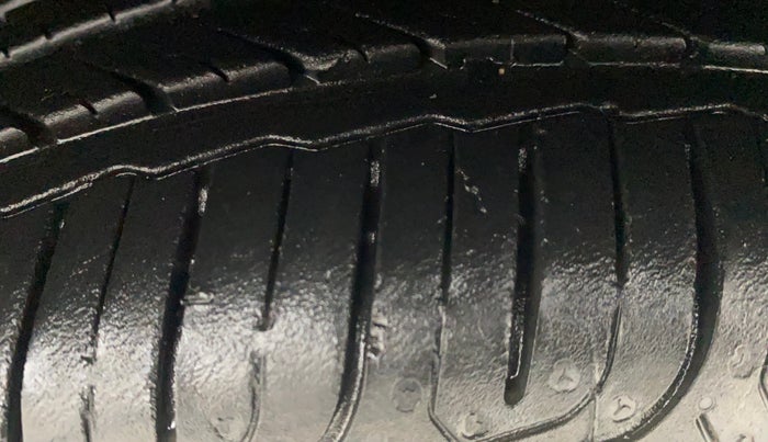 2017 Tata Tiago XZA PETROL, Petrol, Automatic, 31,959 km, Left Front Tyre Tread