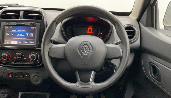 2015 Renault Kwid RXT 0.8, Petrol, Manual, 44,801 km, Steering Wheel Close Up