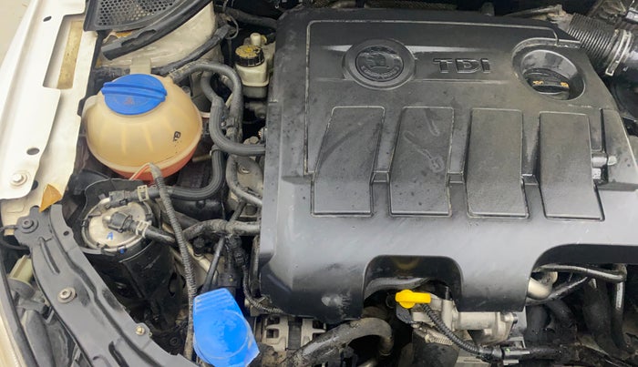 2013 Skoda Rapid AMBITION 1.6 TDI CR MT PLUS, Diesel, Manual, 81,509 km, Engine View - Right