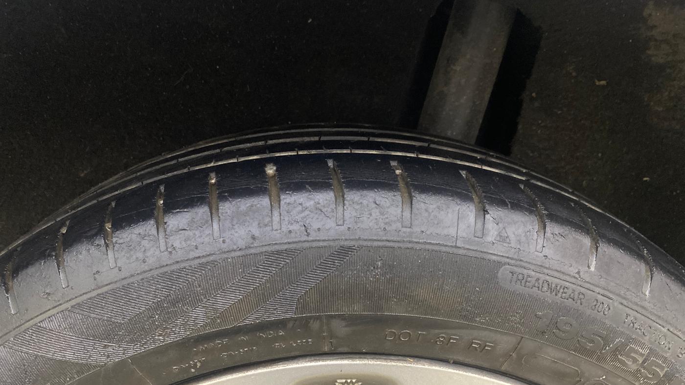 2017 Maruti Baleno ZETA CVT PETROL 1.2, Petrol, Automatic, 65,176 km, Left Rear Tyre Tread