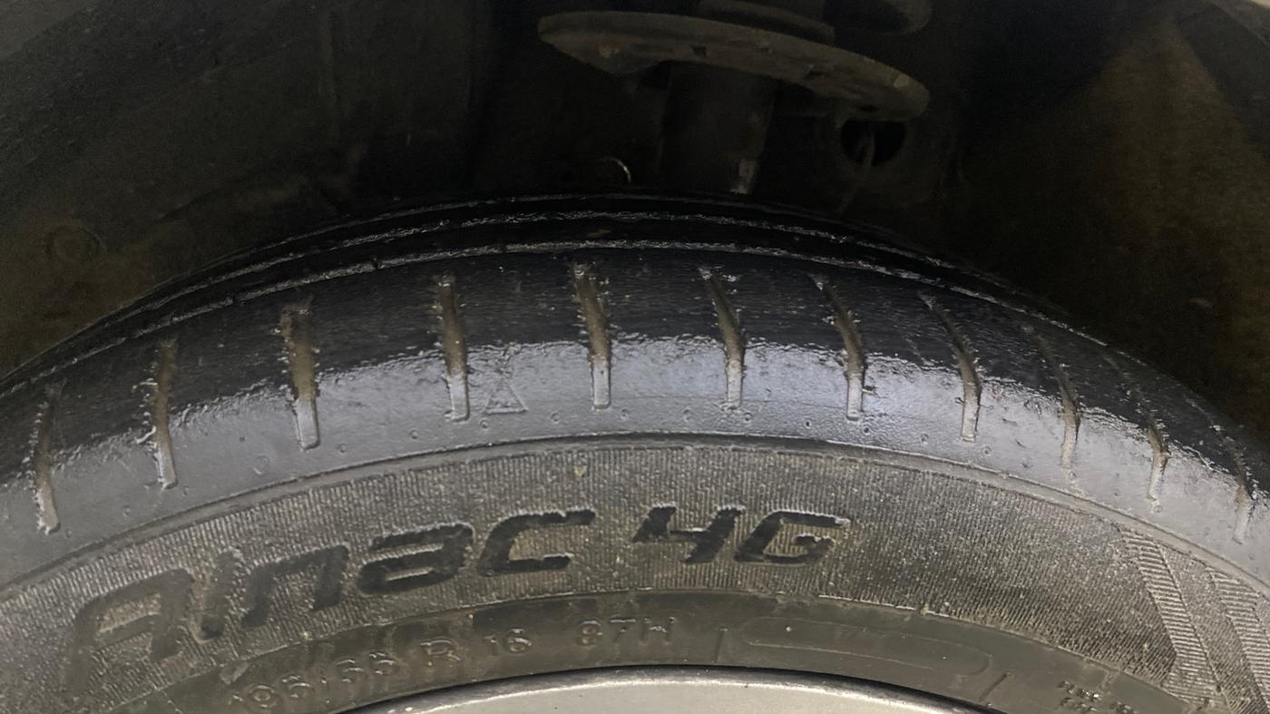 2017 Maruti Baleno ZETA CVT PETROL 1.2, Petrol, Automatic, 65,176 km, Left Front Tyre Tread