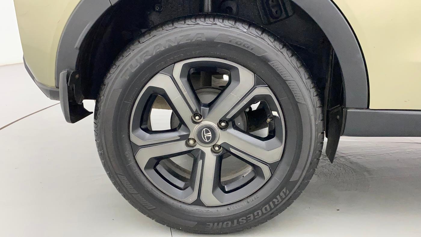 2022 Tata NEXON XZA PLUS KAZIRANGA PETROL, Petrol, Automatic, 14,426 km, Right Rear Wheel