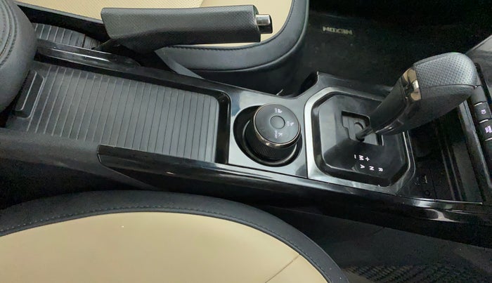 2022 Tata NEXON XZA PLUS KAZIRANGA PETROL, Petrol, Automatic, 14,426 km, Gear Lever