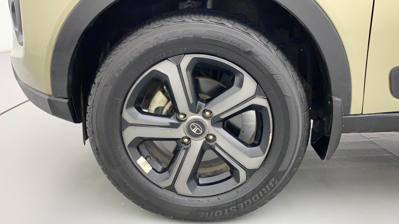 2022 Tata NEXON XZA PLUS KAZIRANGA PETROL, Petrol, Automatic, 14,426 km, Left Front Wheel