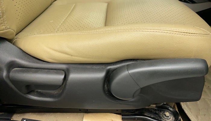 2016 Honda City 1.5L I-VTEC SV CVT, Petrol, Automatic, 33,862 km, Driver Side Adjustment Panel