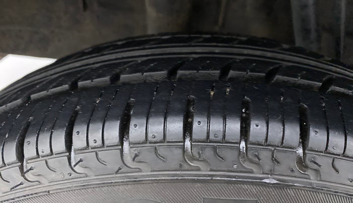 2019 Renault Kwid RXL, Petrol, Manual, 21,526 km, Right Rear Tyre Tread