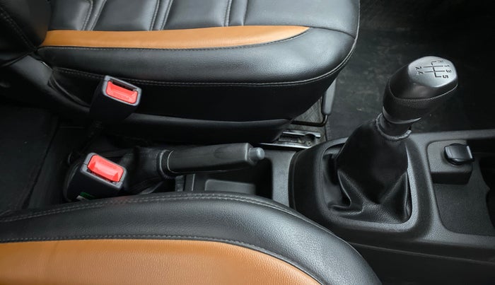 2019 Renault Kwid RXL, Petrol, Manual, 21,526 km, Gear Lever